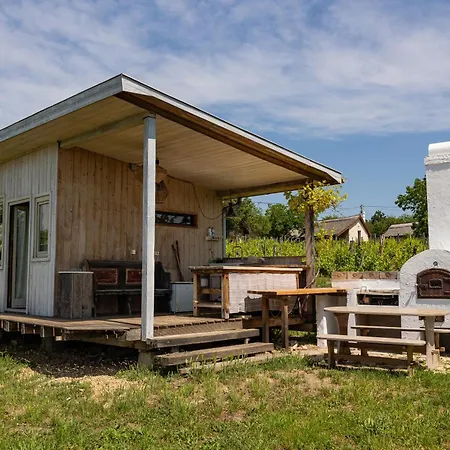 Casa vacanze Overlooking Balaton - Tora Nezo Haziko *