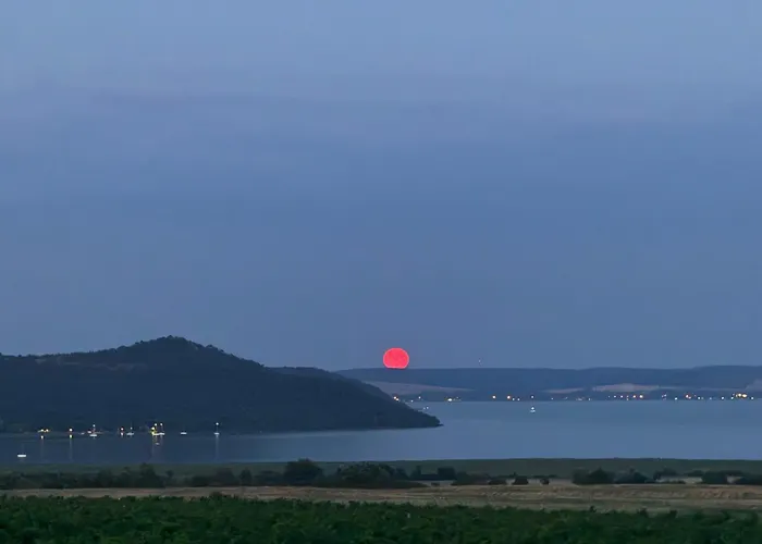 Overlooking Balaton - Tora Nezo Haziko Casa vacanze Orvenyes