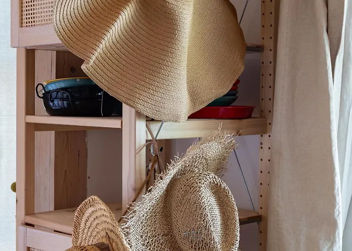 Overlooking Balaton - Tora Nezo Haziko * אורבייניאש